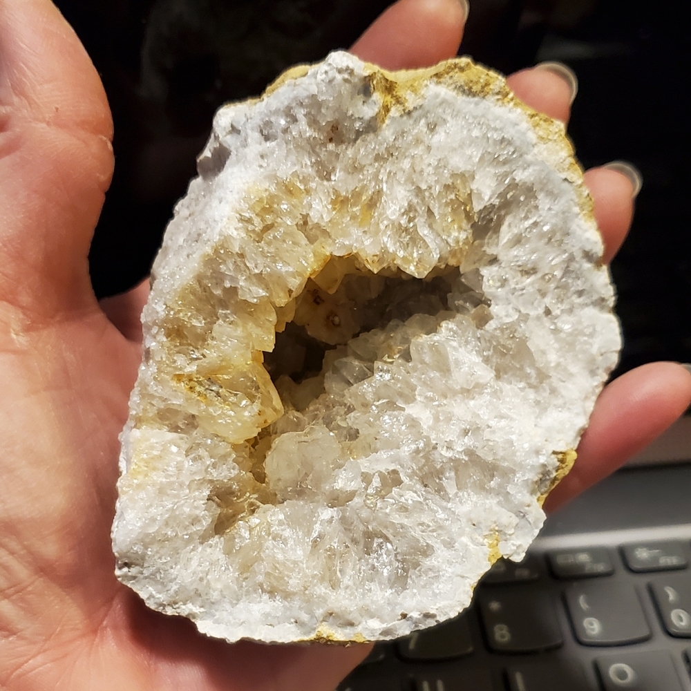 Crystal large geode
